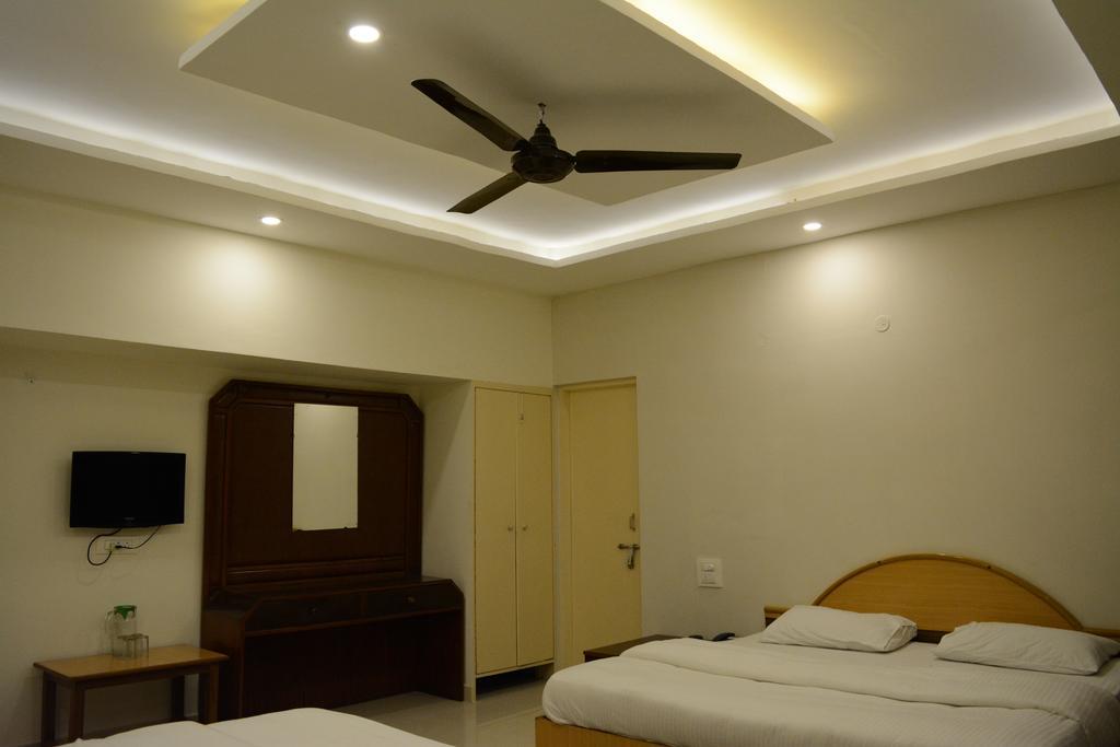 Hotel Mansarover International Haridwār Camera foto
